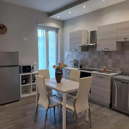 شقة Berg House 249 Self Check In بيرغامو